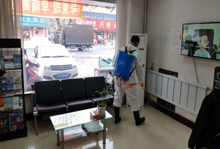 決勝戰(zhàn)“疫”——金玉村鎮(zhèn)銀行吉日復(fù)工